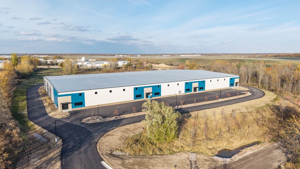 5725 52nd Street, Grand Rapids, MI for lease - Building Photo - Image 1 of 5