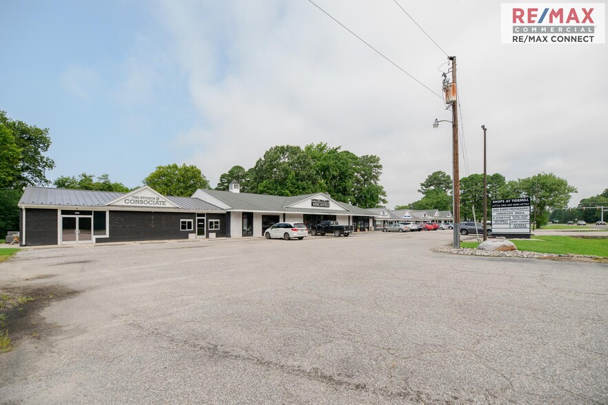 2058-2090 George Washington Memorial Hwy, Gloucester Point, VA for lease - Building Photo - Image 3 of 68