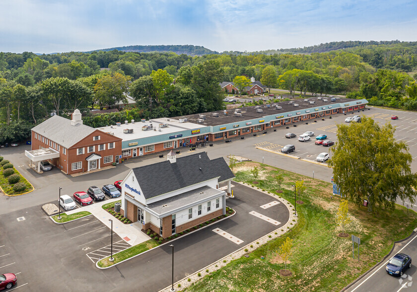 3 Turkey Hills Rd, East Granby, CT for lease - Primary Photo - Image 1 of 5