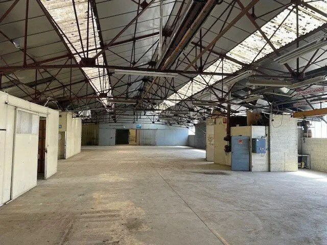 Flex in Longvic for sale - Interior Photo - Image 2 of 9