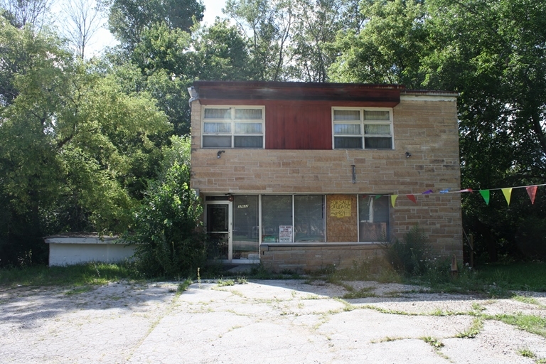 37632 N Sheridan Rd, Beach Park, IL for sale Primary Photo- Image 1 of 1