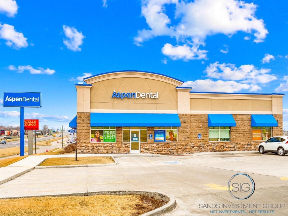 2615 S Center St, Marshalltown, IA 50158