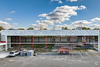 1870 E Jericho Tpke, Huntington, NY for lease Building Photo- Image 2 of 8