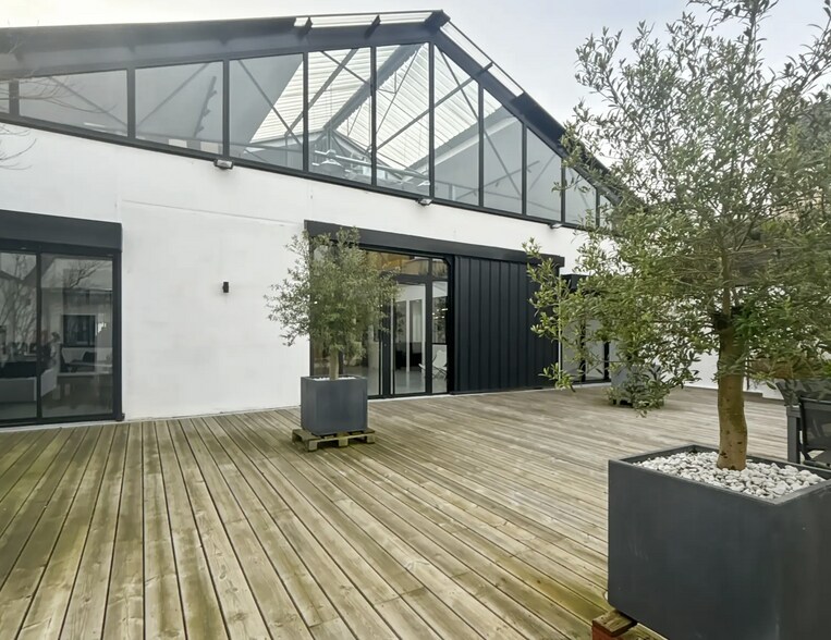 27 Bis Rue Henry Litolff, Bois-Colombes for sale - Building Photo - Image 3 of 8