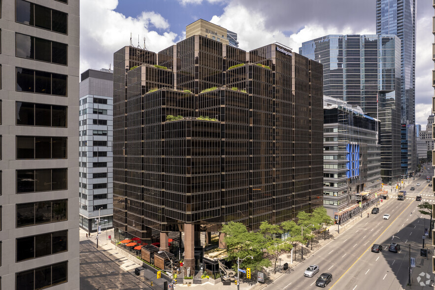 70 University Ave, Toronto, ON for lease - Primary Photo - Image 1 of 7