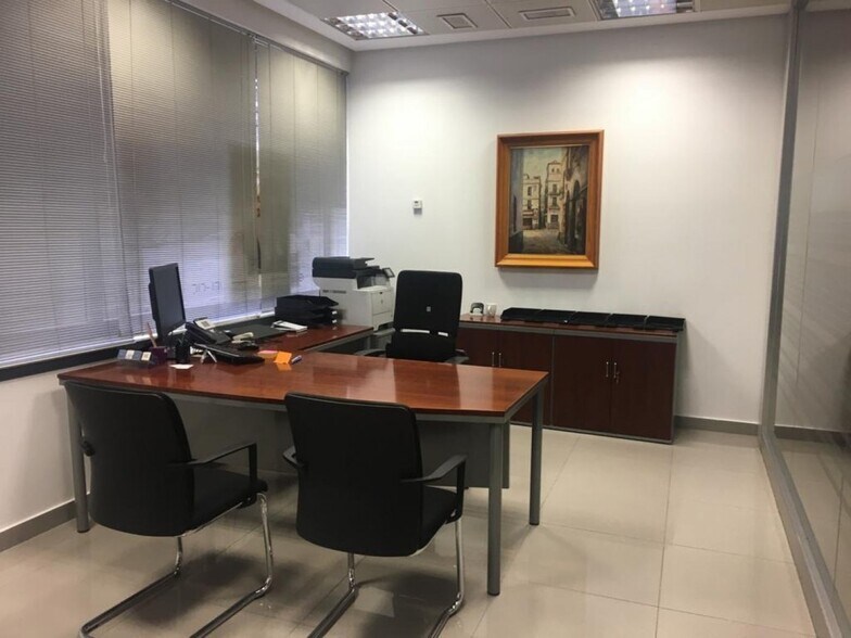 Retail in Ontinyent for lease - Building Photo - Image 3 of 13