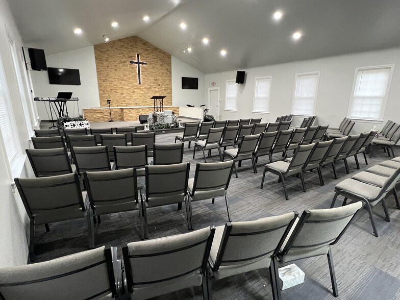 18923 McCormick St, Detroit, MI for sale - Building Photo - Image 2 of 18