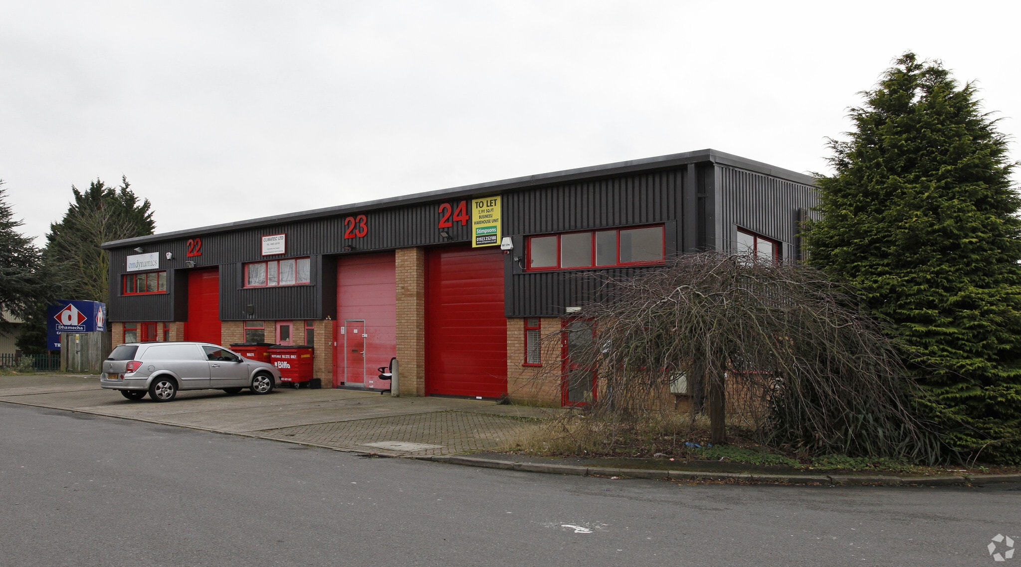 Imperial Way, Watford for lease Primary Photo- Image 1 of 3