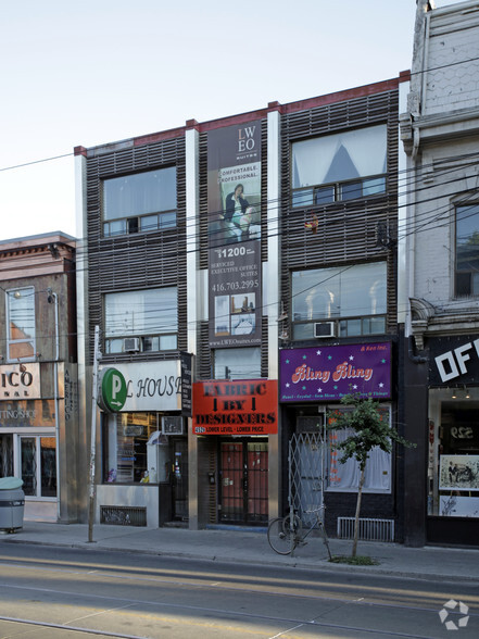 452-454 Queen St W, Toronto, ON for lease - Building Photo - Image 2 of 2