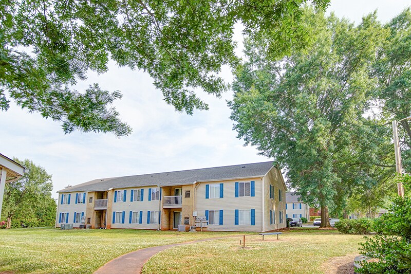 138 Signal Hill Dr, Statesville, NC 28625 Signal Hill Apartments