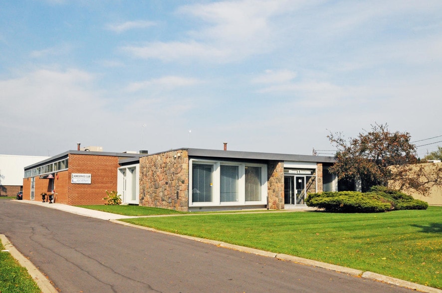 64 Prince Andrew Pl, Toronto, ON for sale - Building Photo - Image 1 of 1