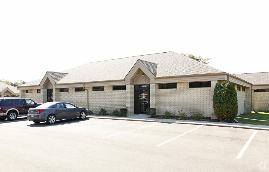 35150-35360 Nankin Blvd, Westland, MI for lease - Building Photo - Image 2 of 2