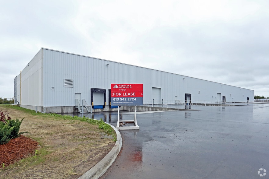 1525 Robinson Ct, Kingston, ON for lease - Building Photo - Image 3 of 3