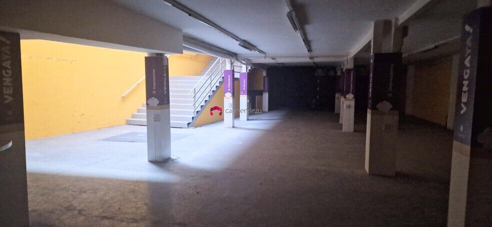 Multifamily in Madrid, Madrid for sale - Interior Photo - Image 3 of 7