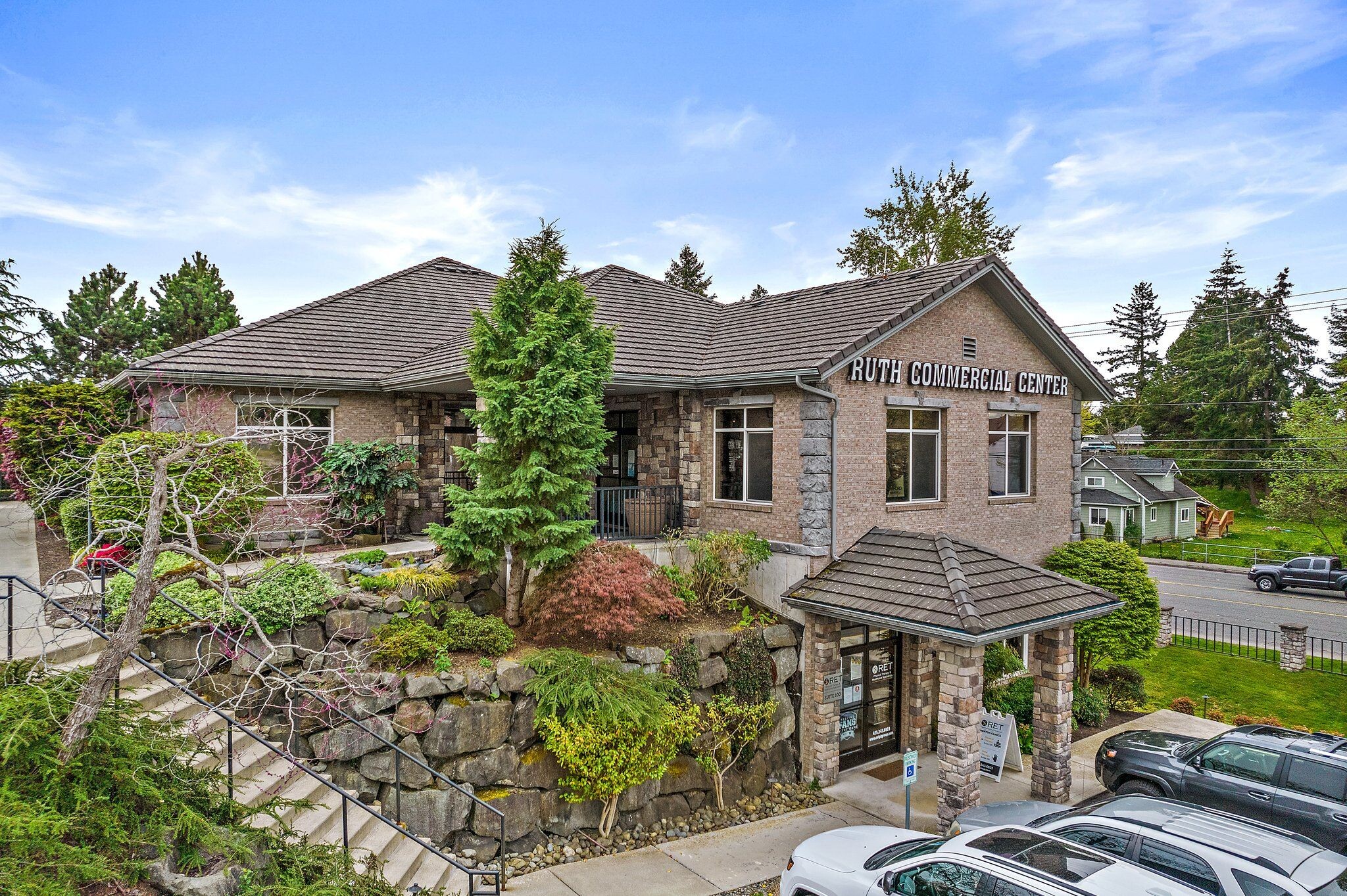 19400 108th Ave SE, Renton, WA for lease Primary Photo- Image 1 of 14