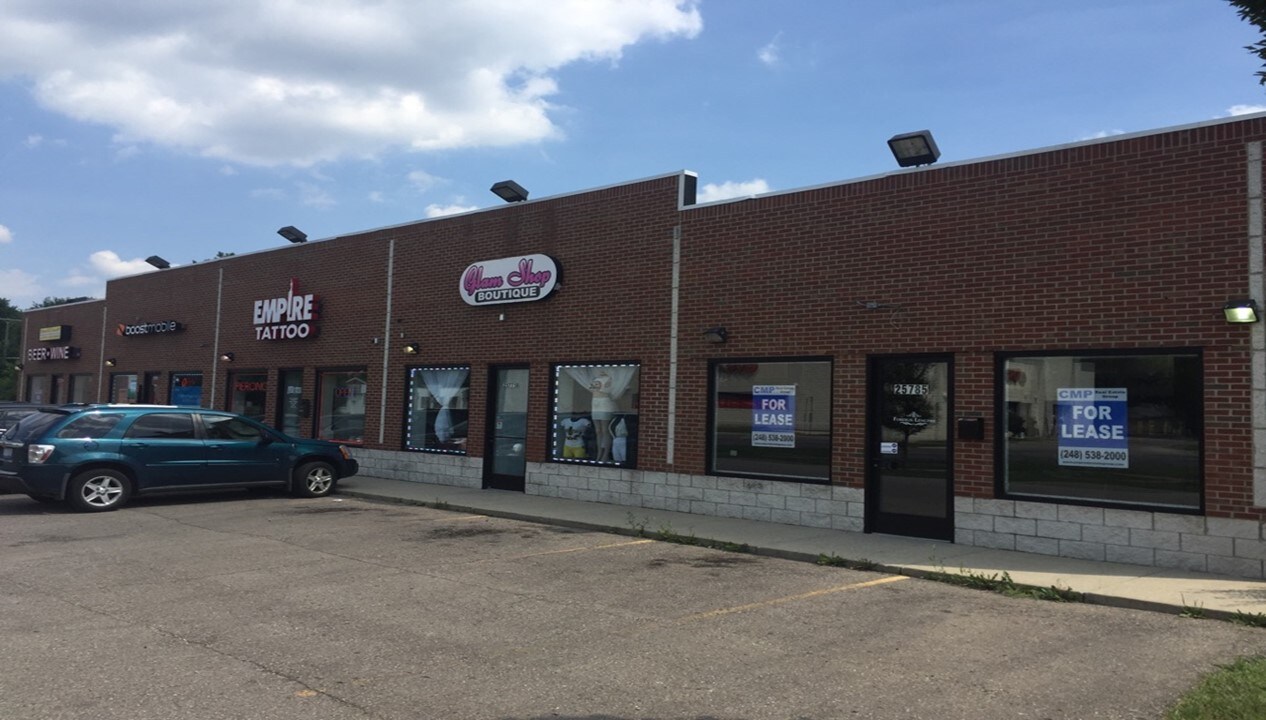 25745-25785 W 7 Mile Rd, Redford, MI for sale Building Photo- Image 1 of 1