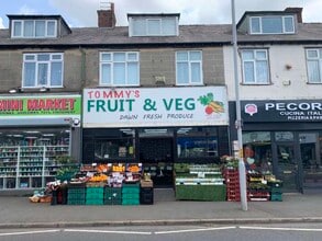 265 Hoylake Rd, Wirral for lease Building Photo- Image 1 of 1