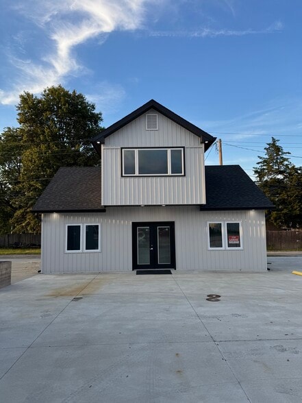 220 Main St, Gardner, KS for lease - Building Photo - Image 1 of 4