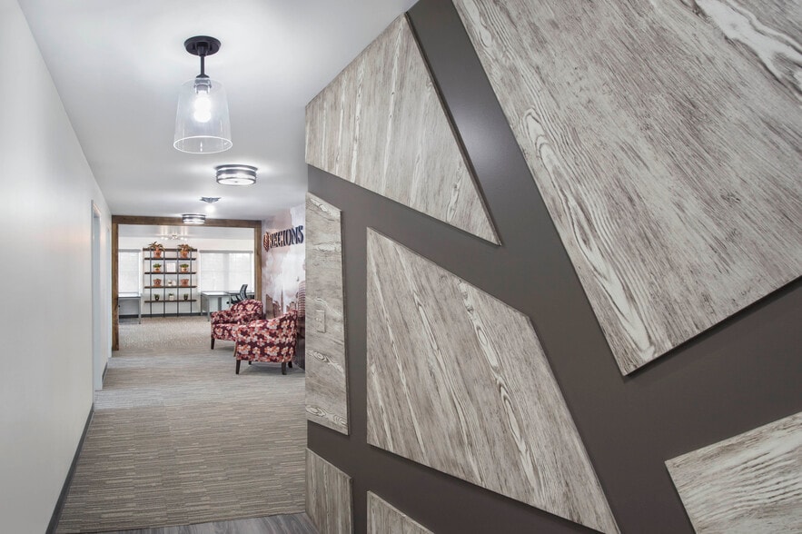 15 N Main St, Marlborough, CT for lease - Interior Photo - Image 3 of 5