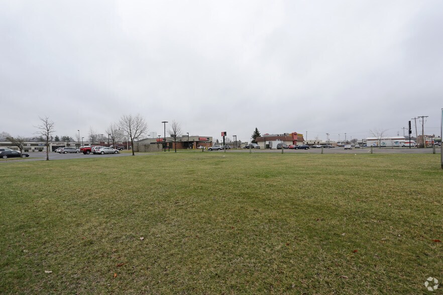 3rd Ave NE, Cambridge, MN for sale - Primary Photo - Image 1 of 1