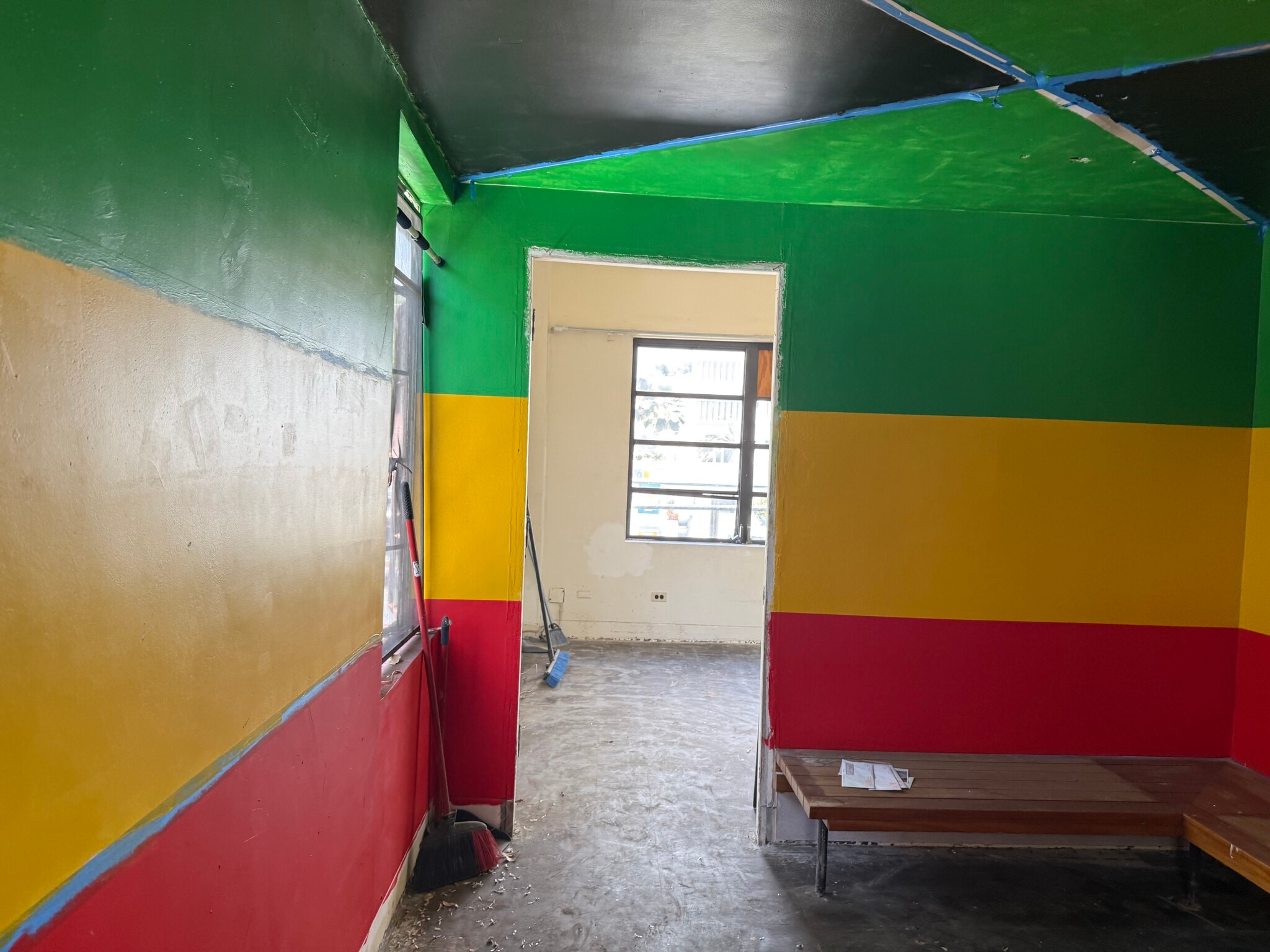 1401-1415 Kalakaua Ave, Honolulu, HI for lease Building Photo- Image 1 of 13