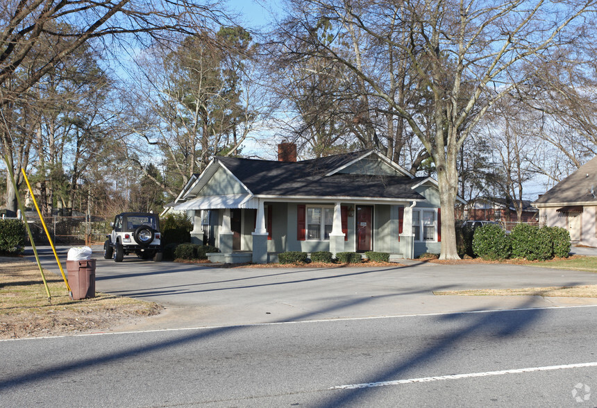 562 Buford Dr, Lawrenceville, GA for sale - Primary Photo - Image 1 of 1