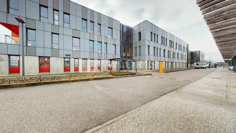 Vente Bureaux 810 m² à 836 m² - Photo 1