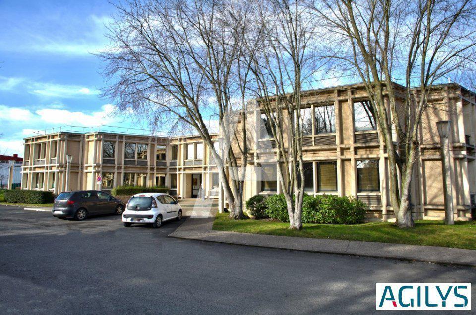 Office in Saint-Aubin for sale Building Photo- Image 1 of 13