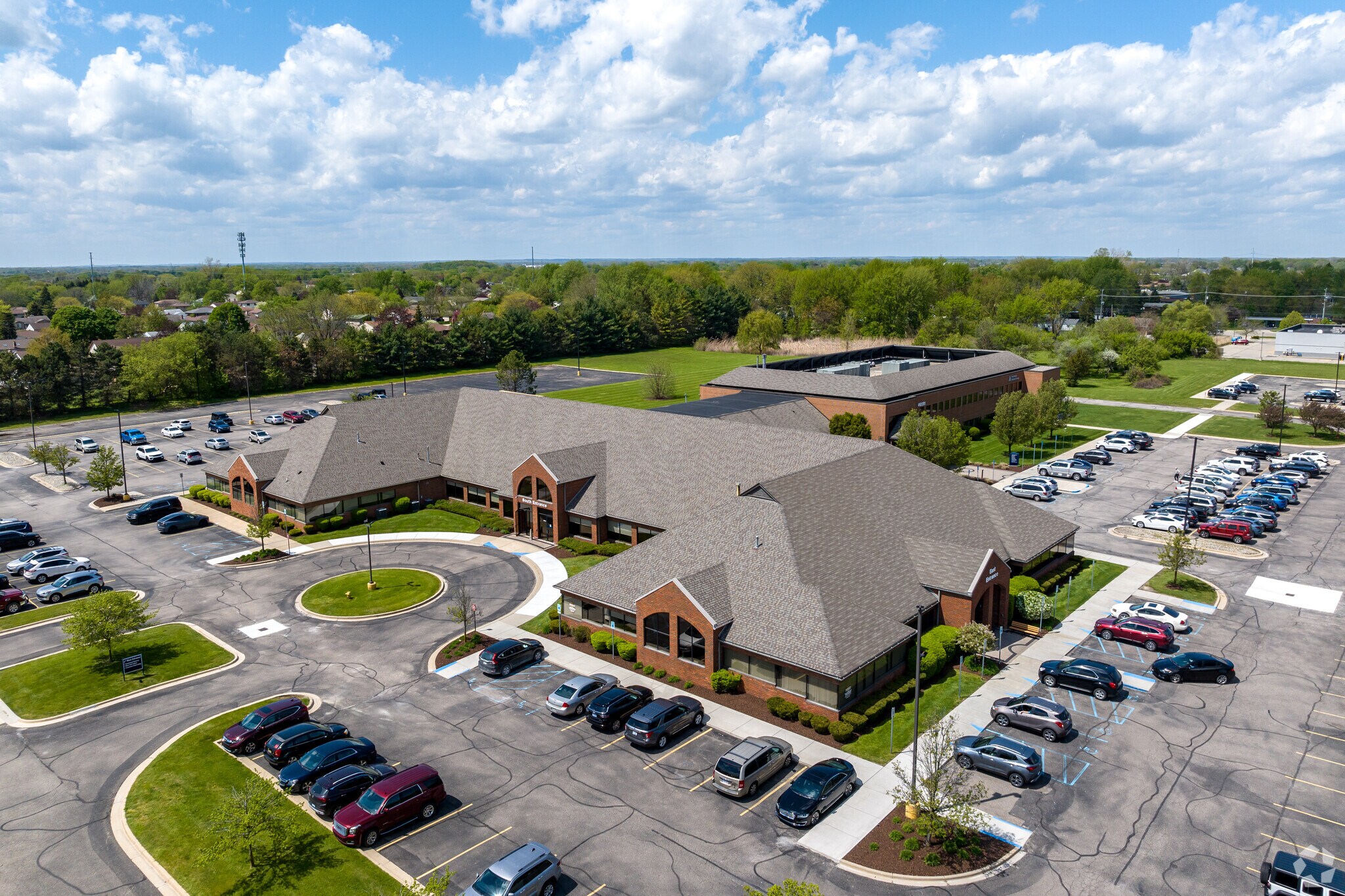46591 Romeo Plank Rd, Township, MI 48044 Romeo Plank Medical