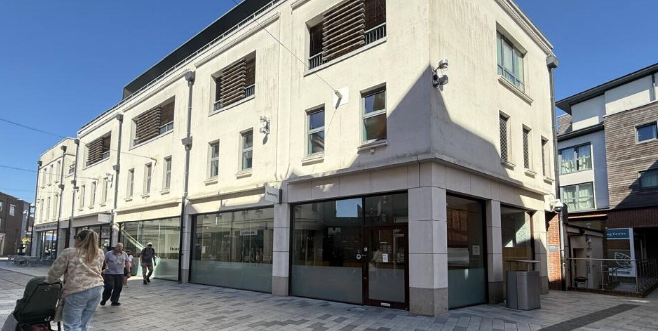 Parkway, Newbury for lease Building Photo- Image 1 of 2