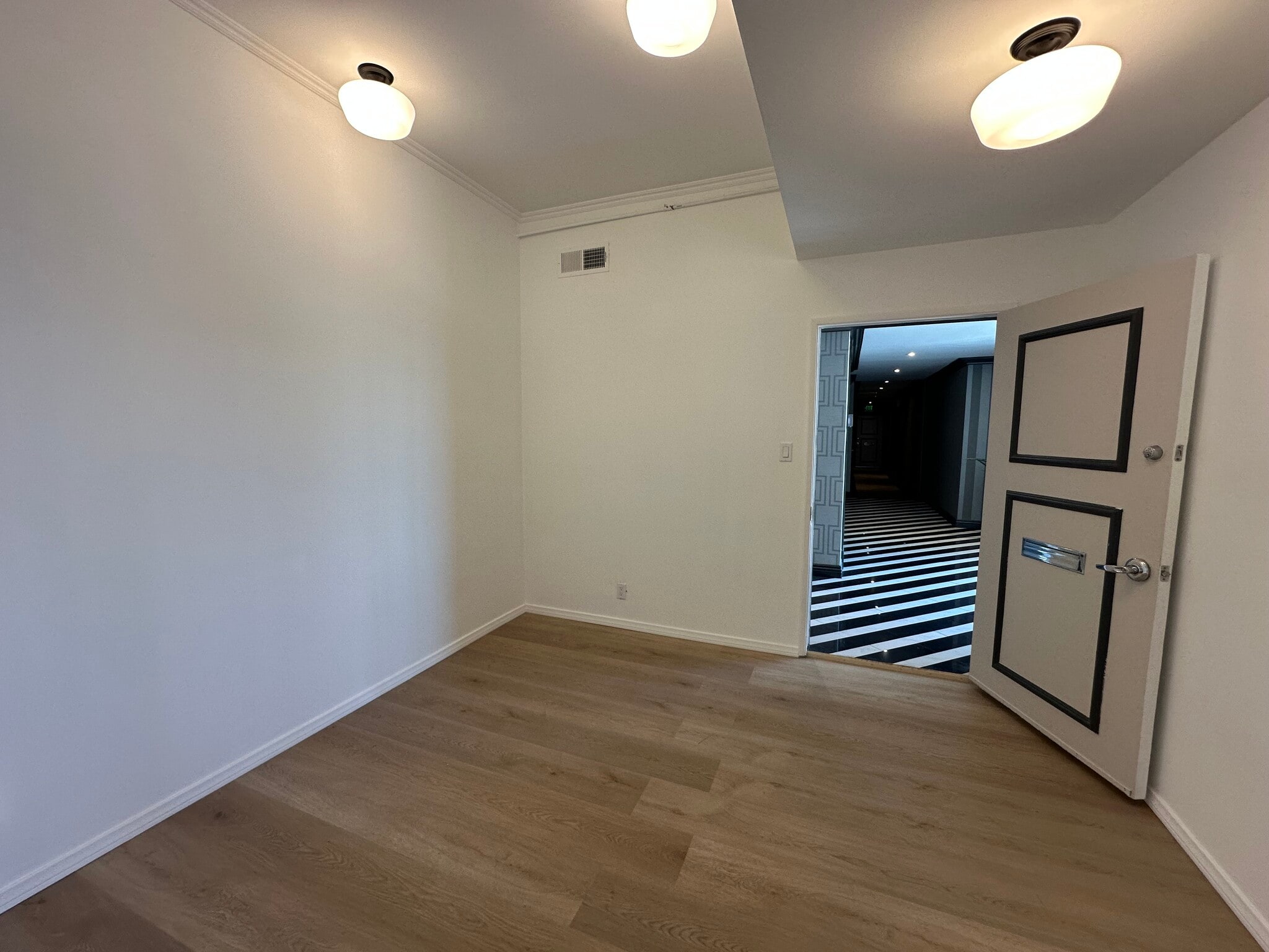 8947-8969 W Sunset Blvd, West Hollywood, CA for lease Building Photo- Image 1 of 5