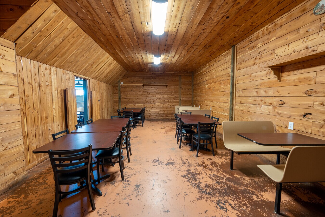 7649 Batesville, Pleasant Plains, AR 72568