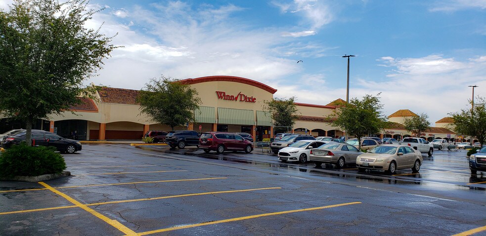 9023 9217 Little Rd New Port Richey Fl 34654 Retail Space For