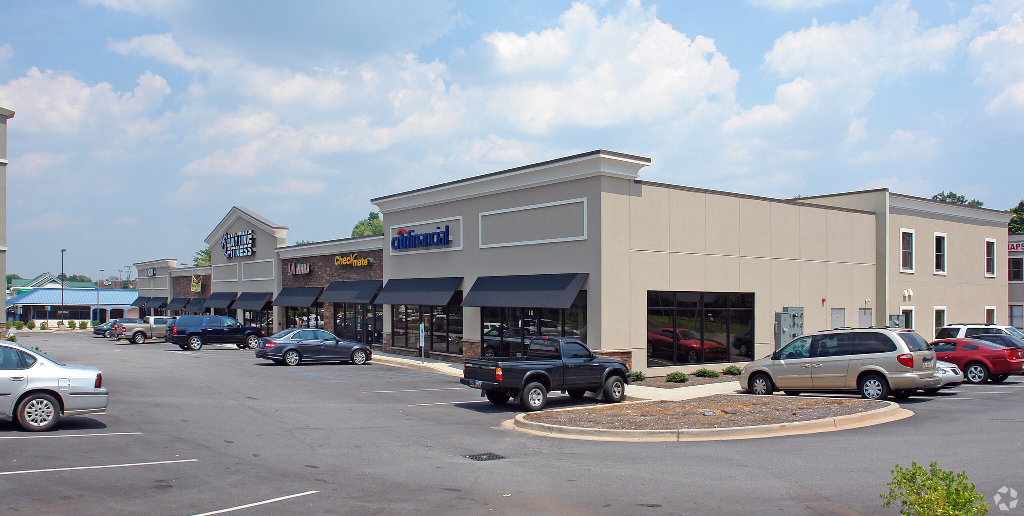 955 W Wade Hampton Blvd, Greer, Sc 29650 - Retail For Sale 