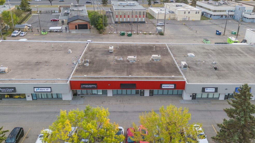 20 Airport Rd NW, Edmonton, AB for lease - Building Photo - Image 3 of 16