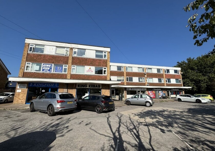 14 The Av, Gosport for lease - Building Photo - Image 1 of 4