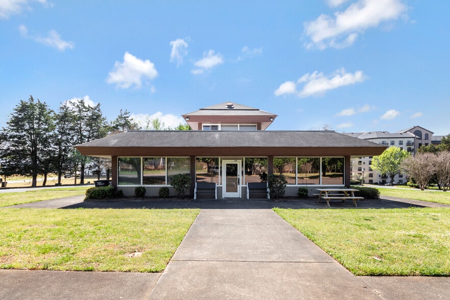 130 Heritage Blvd, Fort Mill, SC for sale - Building Photo - Image 1 of 33