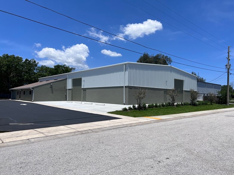8950 66th Ct N, Pinellas Park, FL for lease - Building Photo - Image 1 of 22