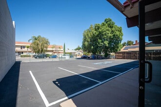 27016 Langside Ave, Santa Clarita, CA for sale Building Photo- Image 2 of 2