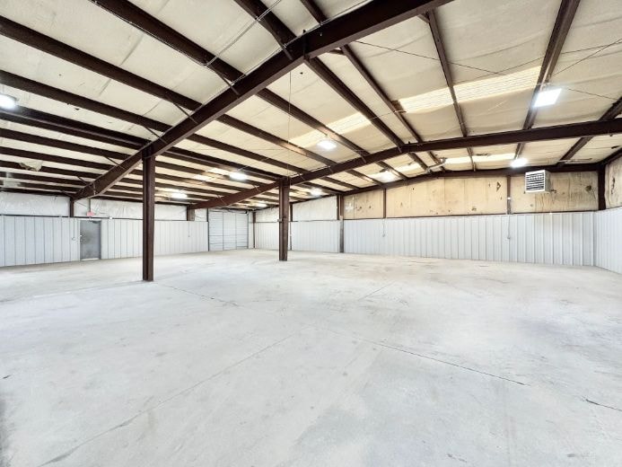 1601 SE 37th St, Oklahoma City, OK for lease - Interior Photo - Image 3 of 7