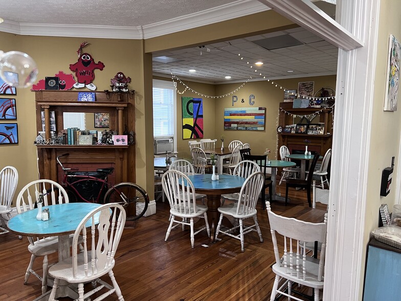 855 Broadway Ave, Bowling Green, KY for sale - Building Photo - Image 3 of 6