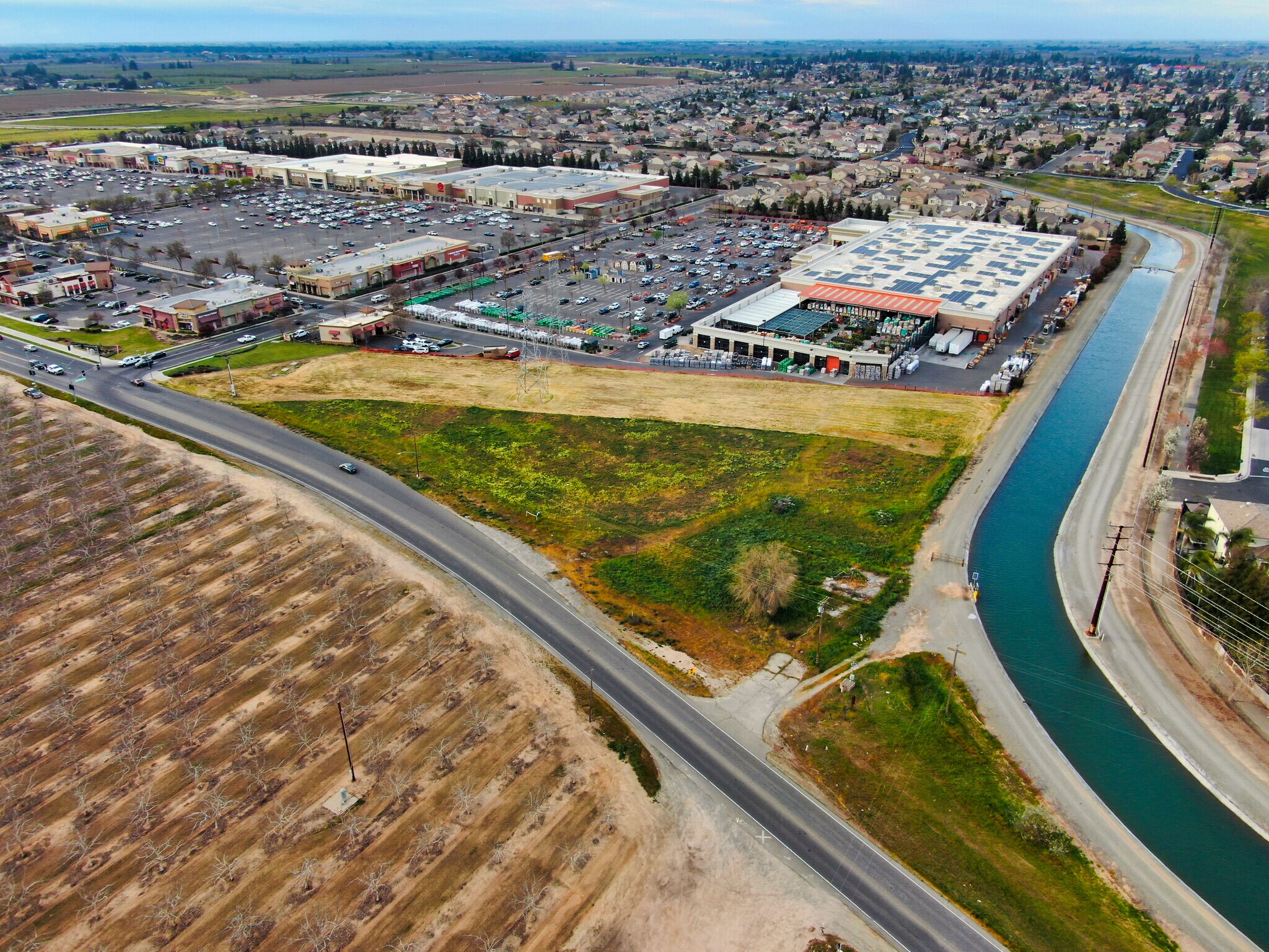 2561 Claribel Rd, Modesto, CA 95357 2.11 AC Land Adjacent to Shopping