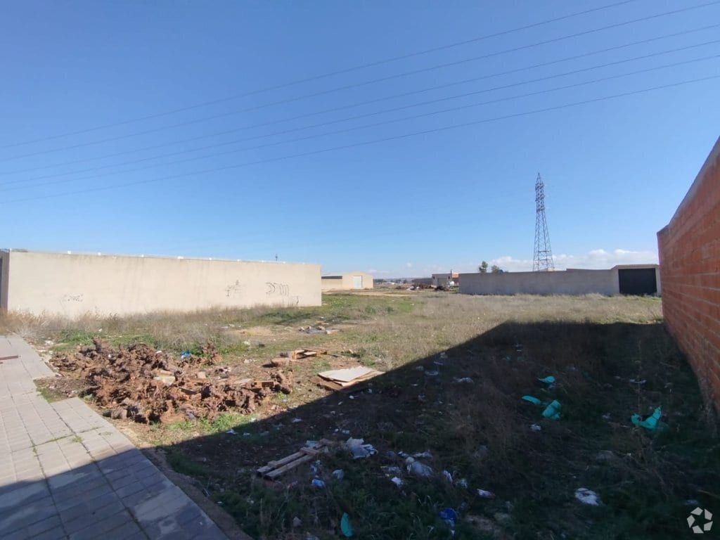 Land in Quintanar de la Orden, Toledo for sale Primary Photo- Image 1 of 2