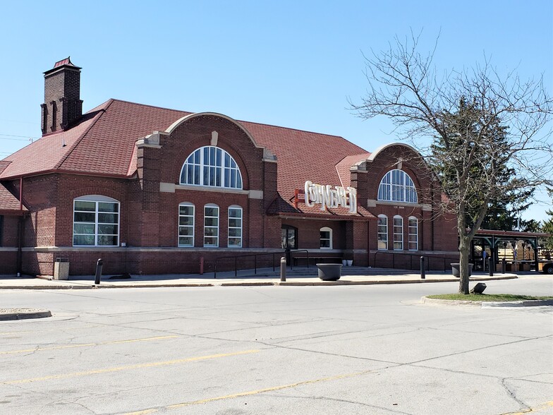 500-546 Main St, Ames, IA for sale - Building Photo - Image 1 of 1