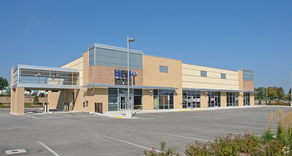 3180 124th St, Wauwatosa, WI for lease - Primary Photo - Image 2 of 5