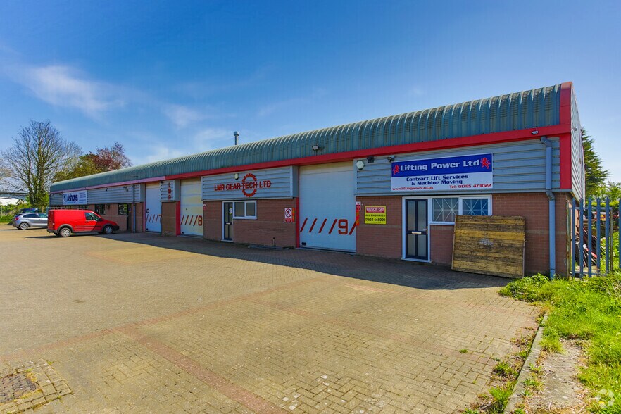 Stadium Way, Sittingbourne for lease - Primary Photo - Image 1 of 1