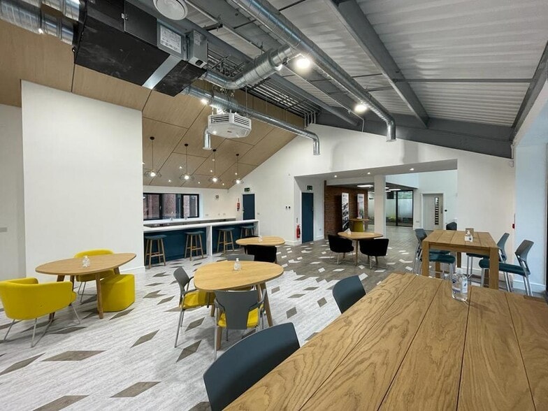 Banbury Rd, Charwelton for lease - Interior Photo - Image 3 of 28