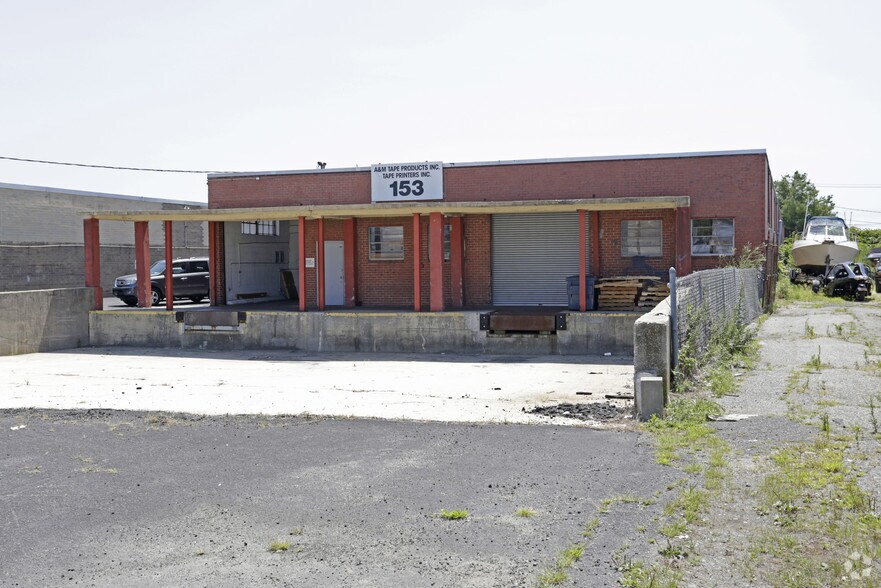 153 Allen Blvd, Farmingdale, NY for lease - Primary Photo - Image 1 of 2