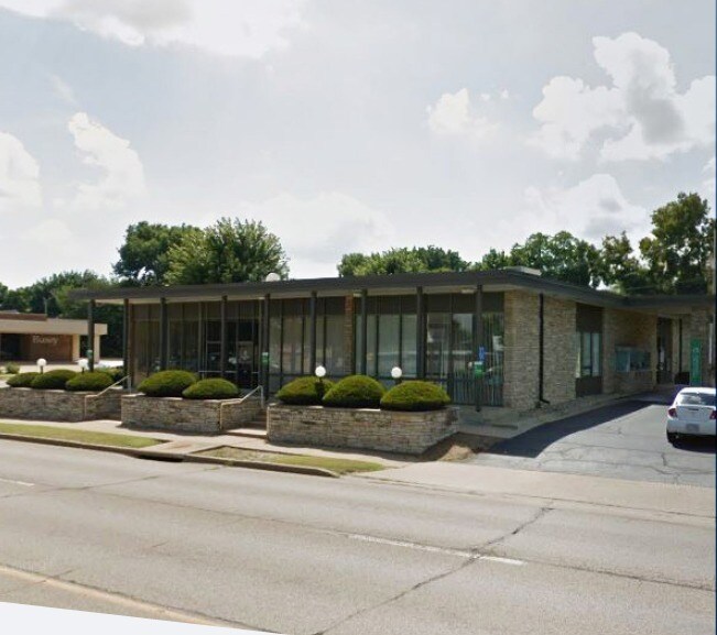 1007 N 4th St, Chillicothe, IL for sale Building Photo- Image 1 of 1