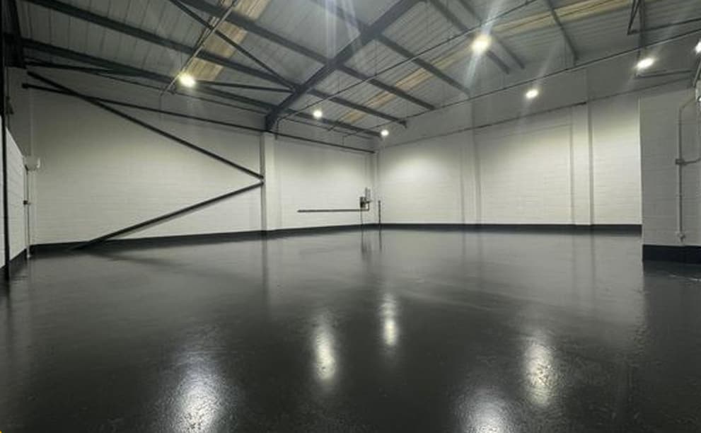 Commonwealth Clos, Leigh for lease Interior Photo- Image 1 of 1
